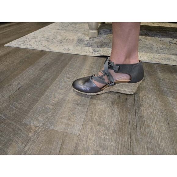 Vionic Kaitlyn Women's Espadrille Wedge Sandals Silver Size 10 - Picture 4 of 11